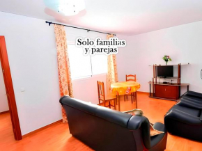 Apartamentos Relajantes en Conil con Parking Disponible